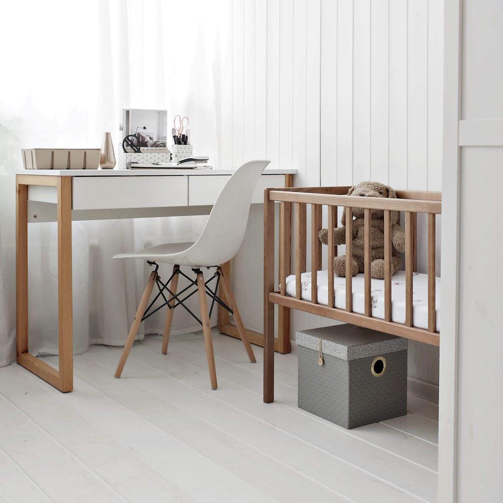 B-DES5.2 minimalistyczne-białe-skandywaskie-biurko-dla-dziecka-z-szufladami-VERYSIMPL